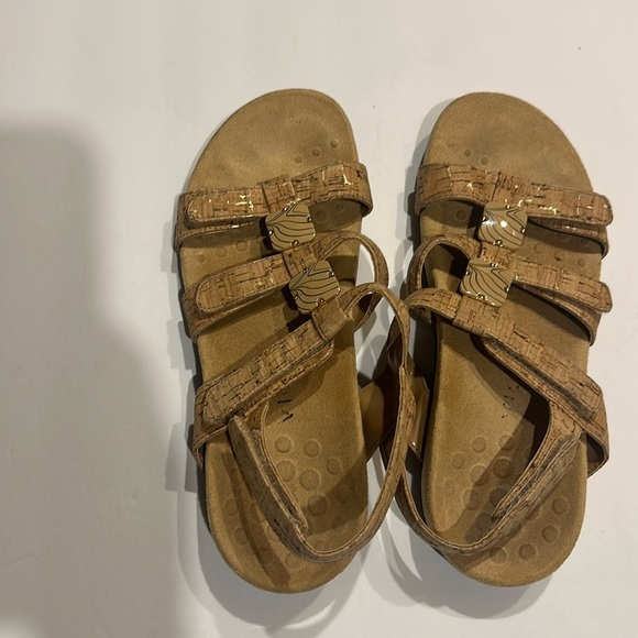 Vionic amber cork tan gold  arch support strappy open toes sandals Velcro straps - Picture 1 of 9